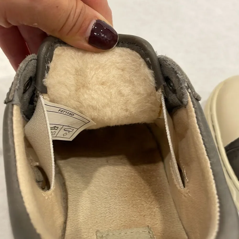 UGG Jemma Quilted Leather Sneakers Womens Size 6 Grey Slip On Low Top Slides